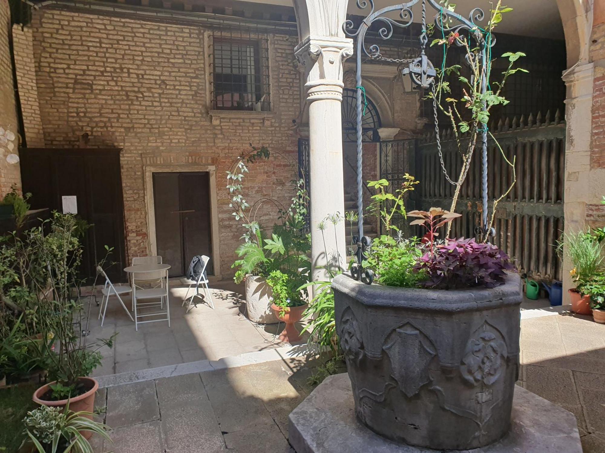 Al Mezzanino, Palazzo Torniello Lägenhet Venedig Exteriör bild