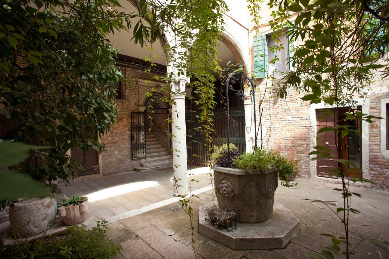 Al Mezzanino, Palazzo Torniello Lägenhet Venedig Exteriör bild